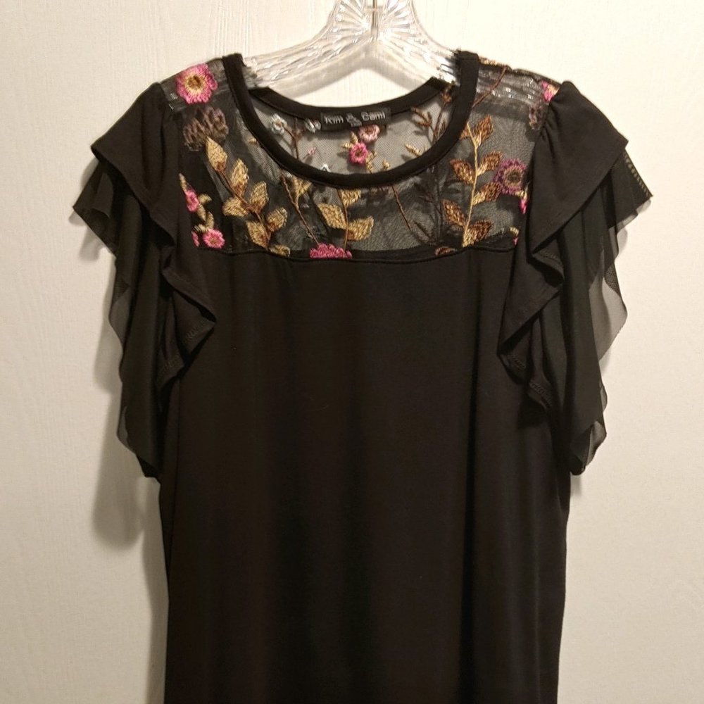 Kim & Cami Black Embroidered Top